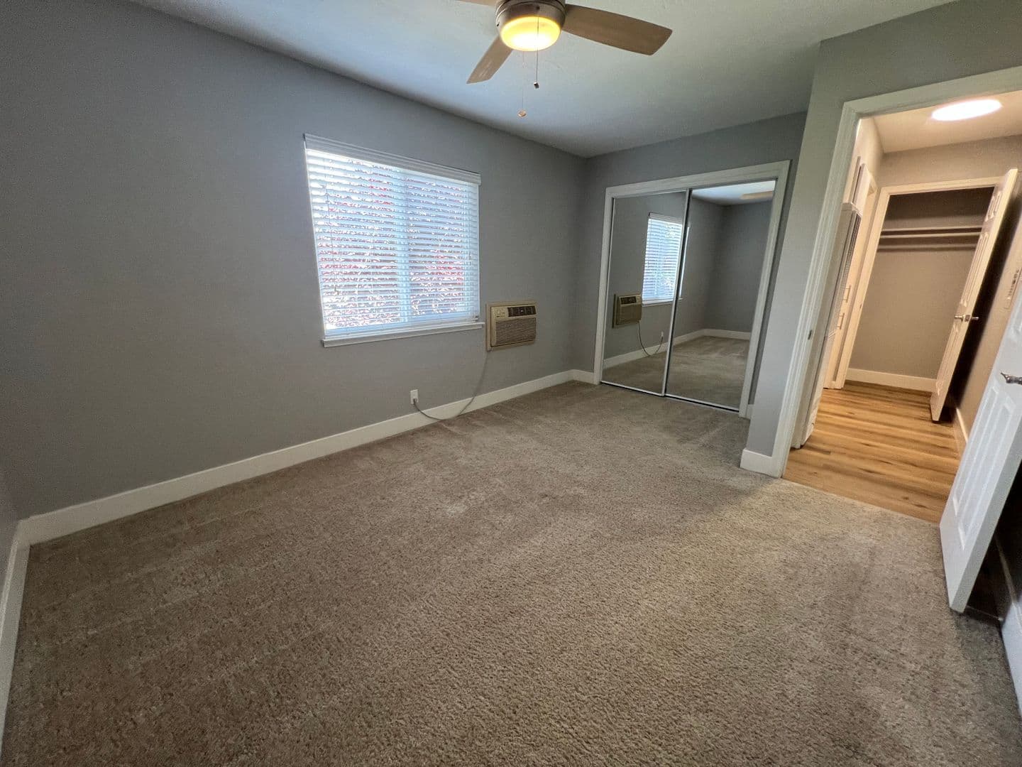 Sunnyvale Apartment: 524 E Maude Ave