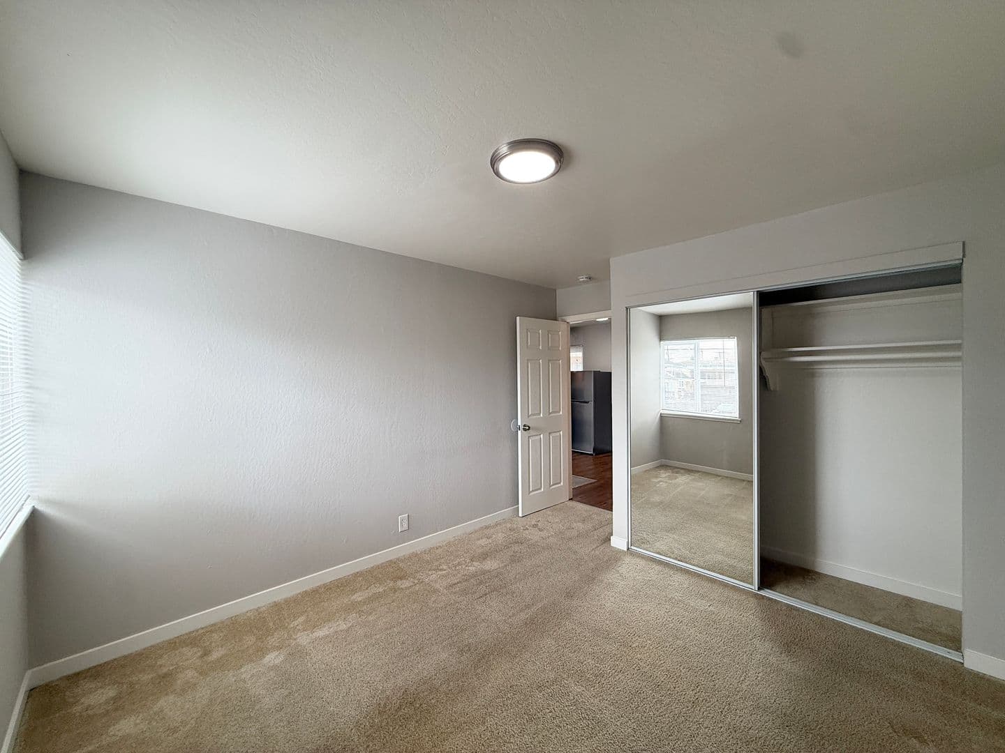 Oakland Apartment: 650 East 17th Street