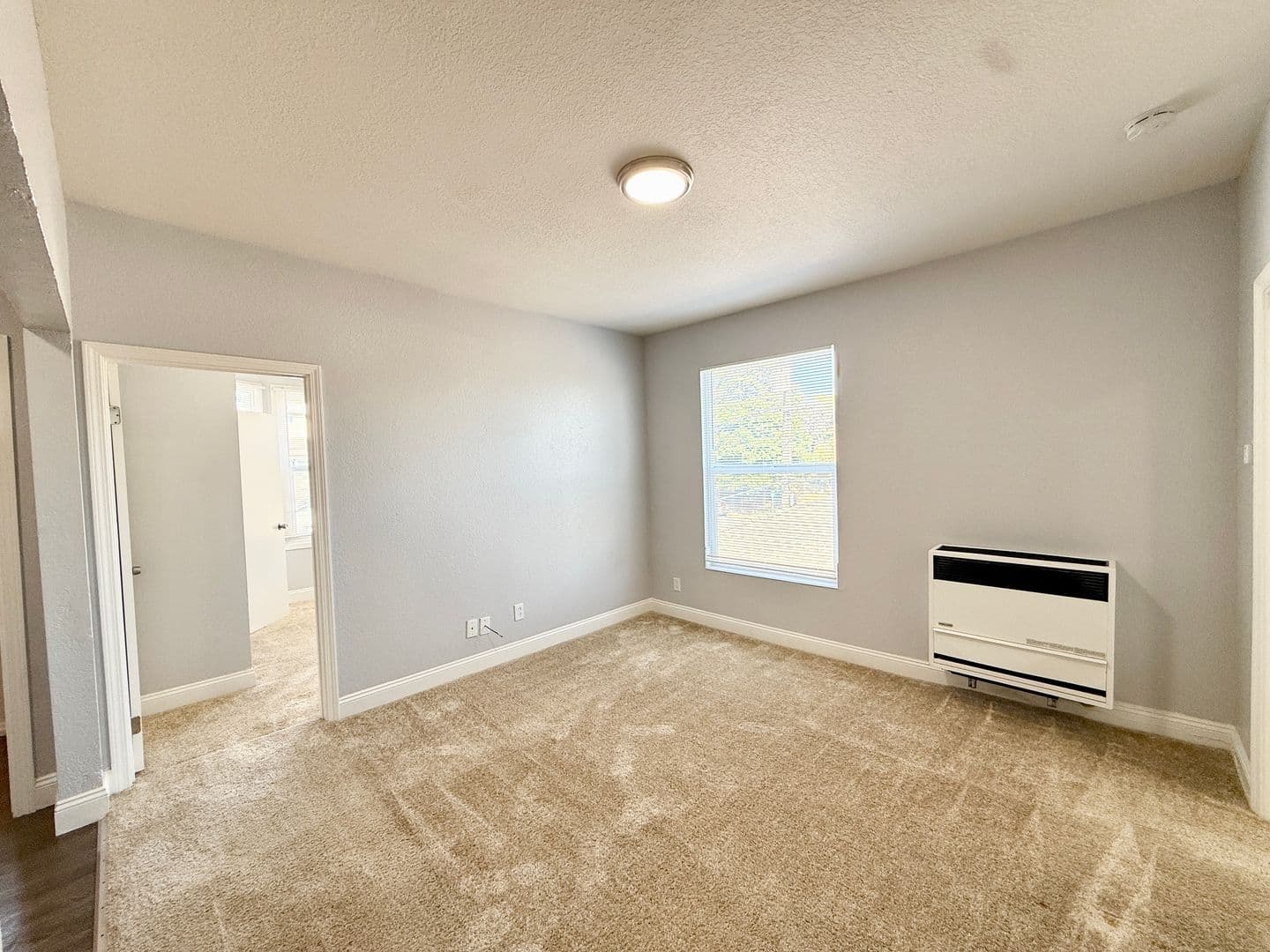Oakland Apartment: 629 East 19th Street