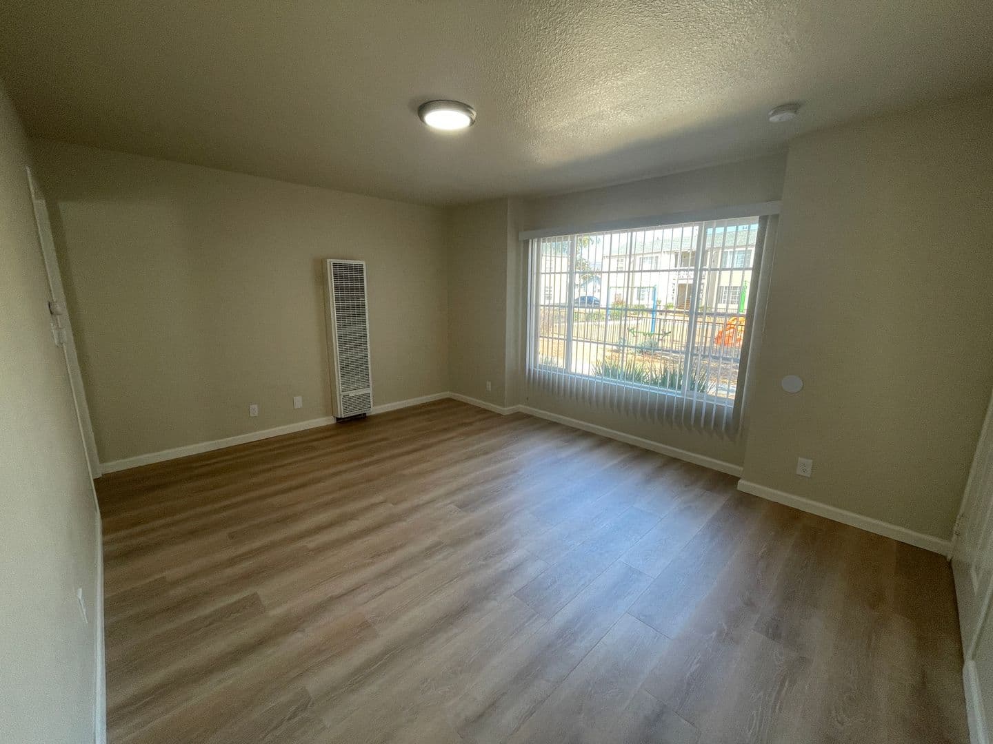 Oakland Apartment: 1256 99th Ave