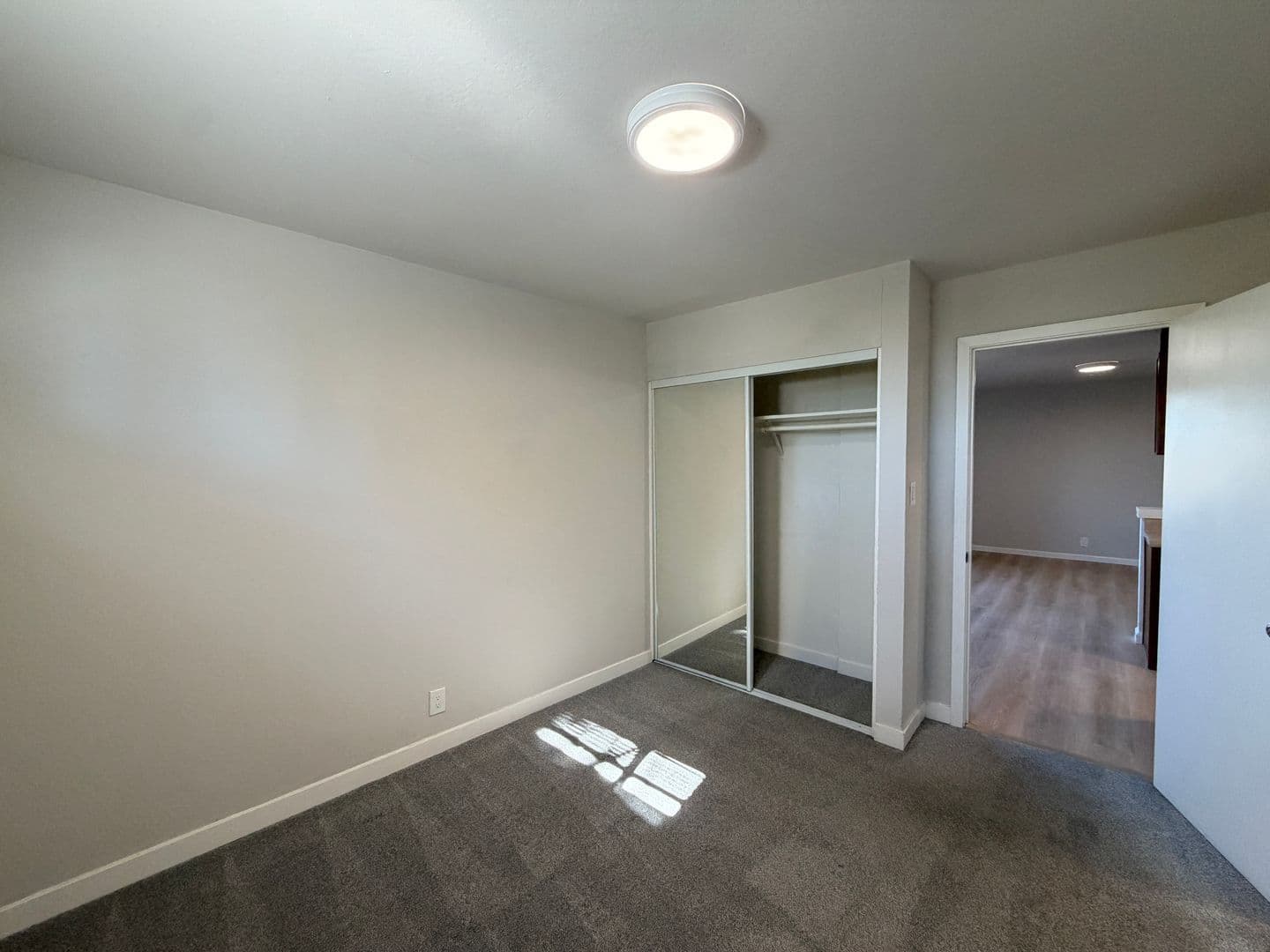 Oakland Apartment: 2518 35th Avenue