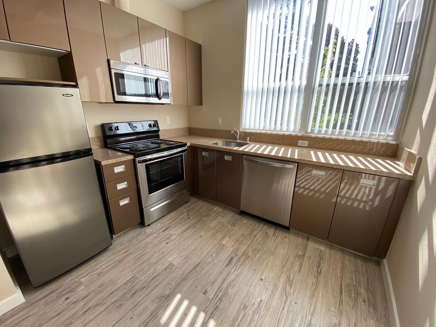 Hayward Apartment: 25400 Carlos Bee Blvd