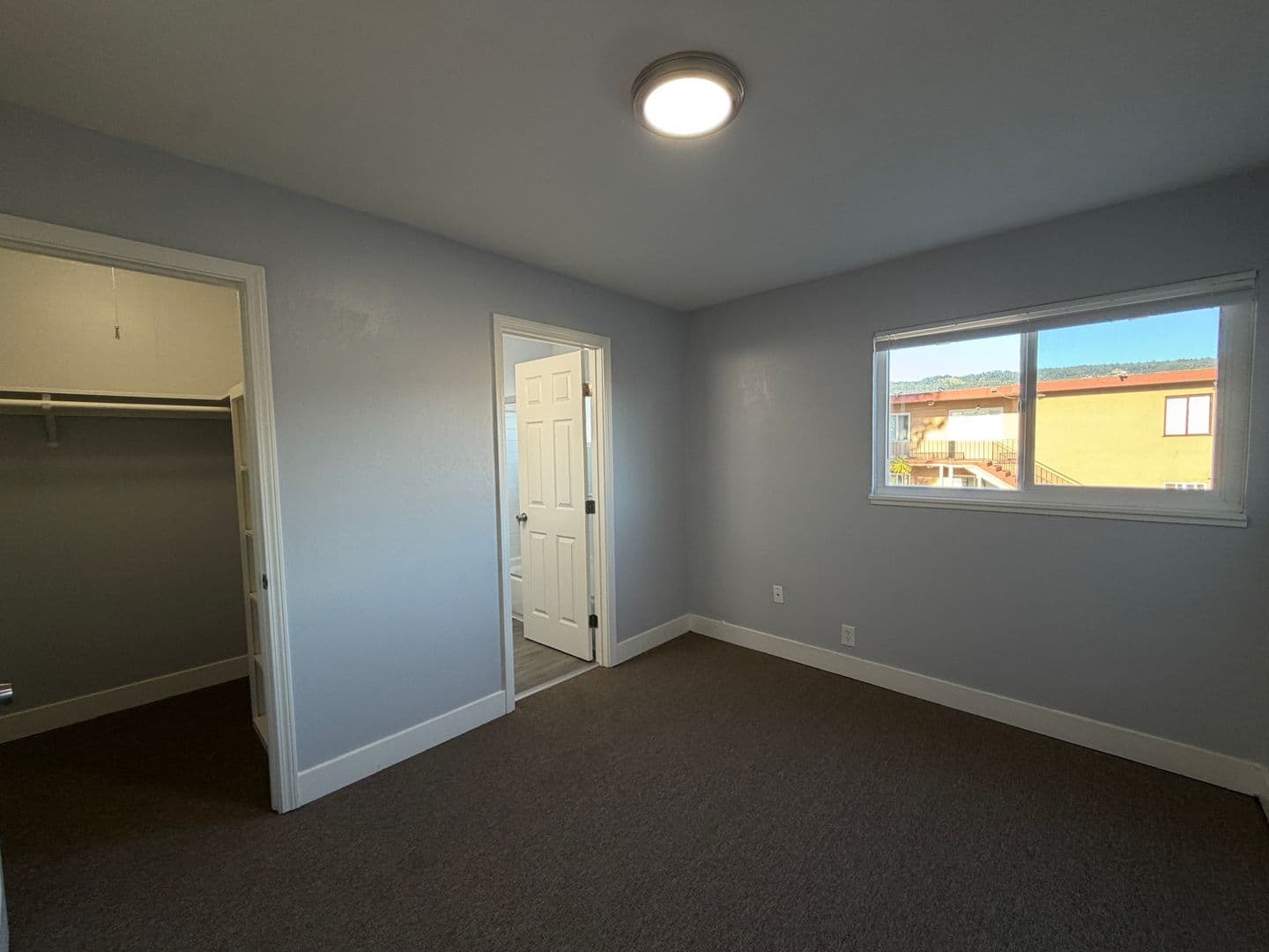 Oakland Apartment: 2530 35th Avenue