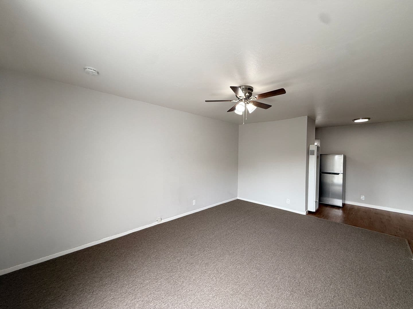 Oakland Apartment: 650 East 17th Street