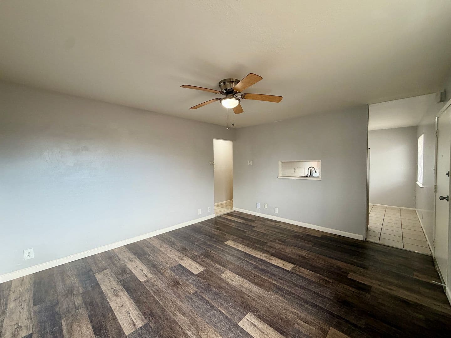 Oakland Apartment: 1934 9th Avenue