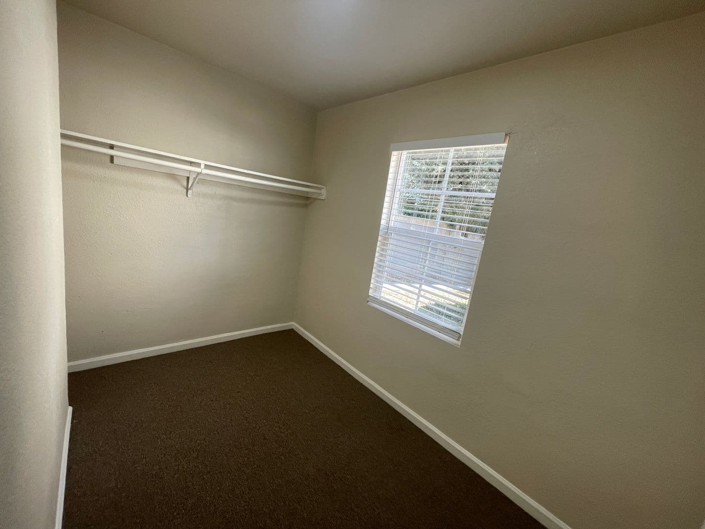 Oakland Apartment: 1256 99th Ave