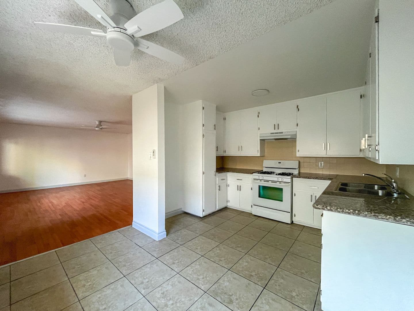 Wilmington Apartment: 1059 N. Wilmington Blvd.