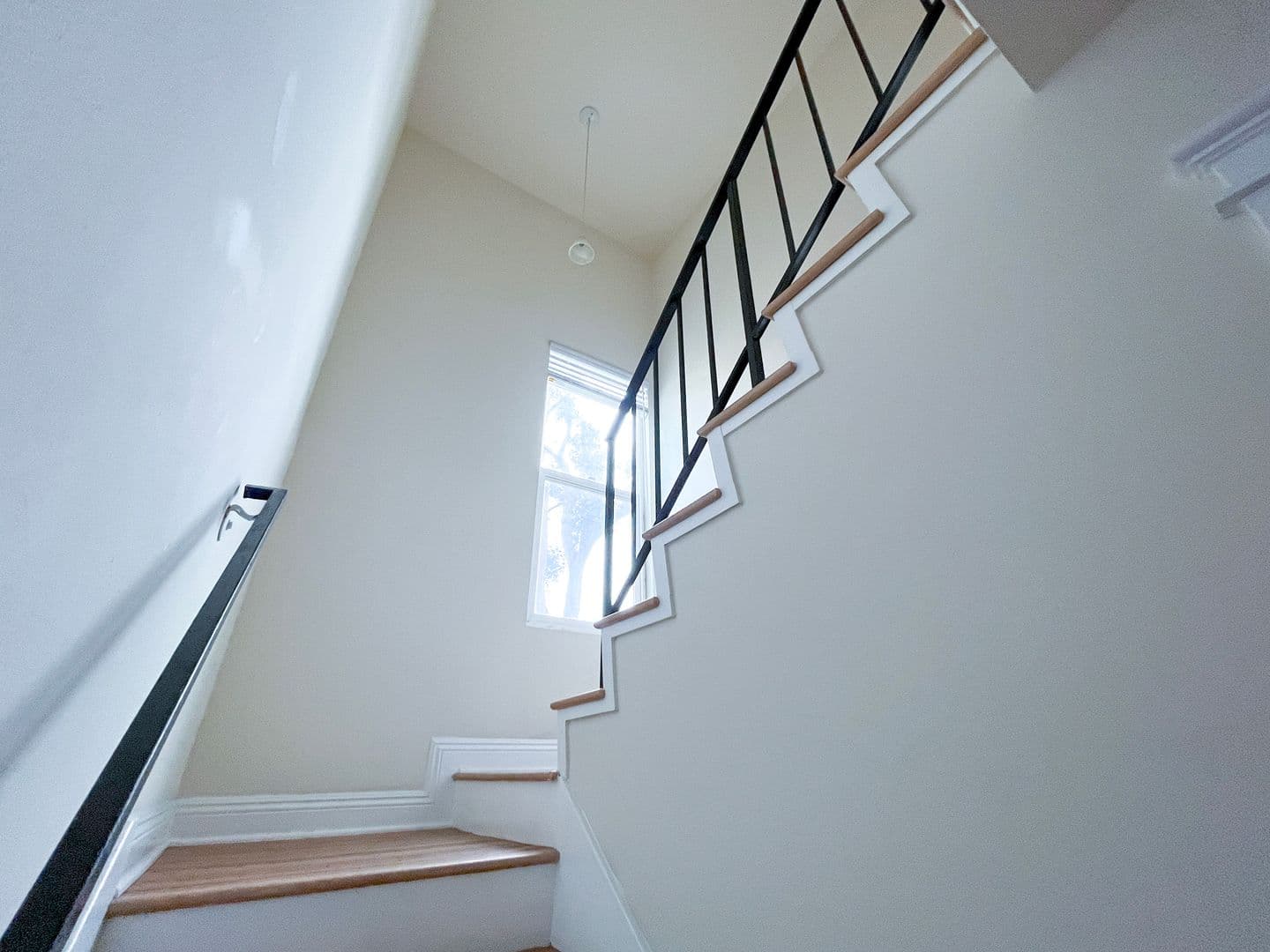 El Segundo Apartment: 311 W Palm Ave