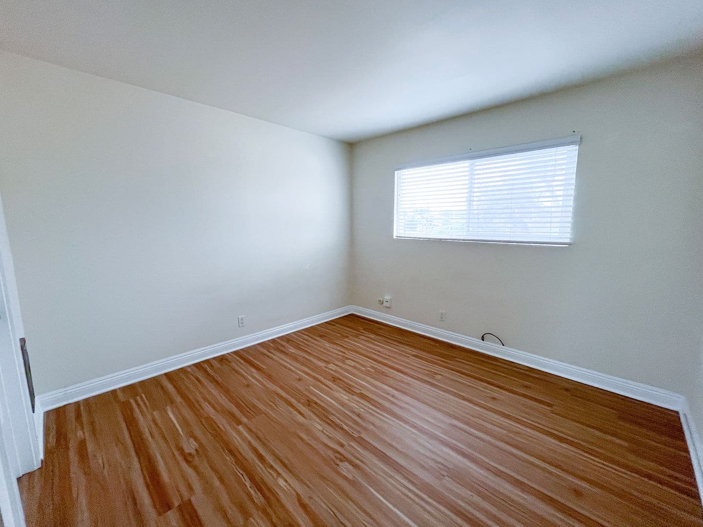 El Segundo Apartment: 311 W Palm Ave