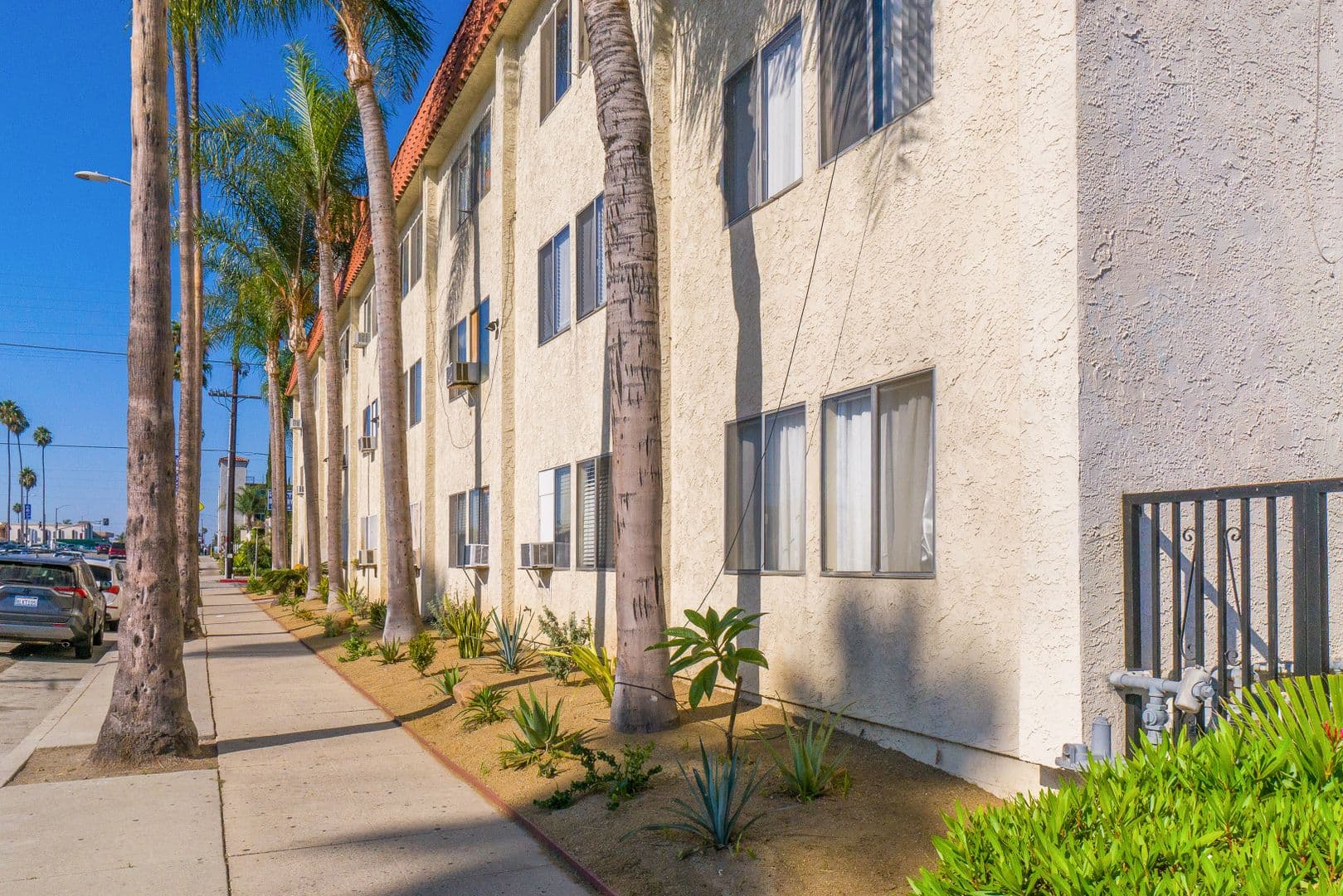 Wilmington Apartment: 1666 N. Avalon Blvd.