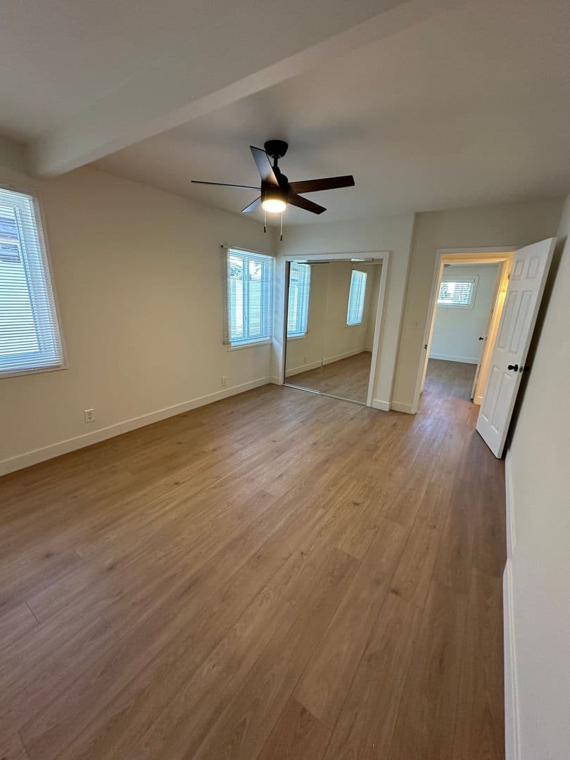 Redondo Beach Apartment: 2226 Voorhees Ave.