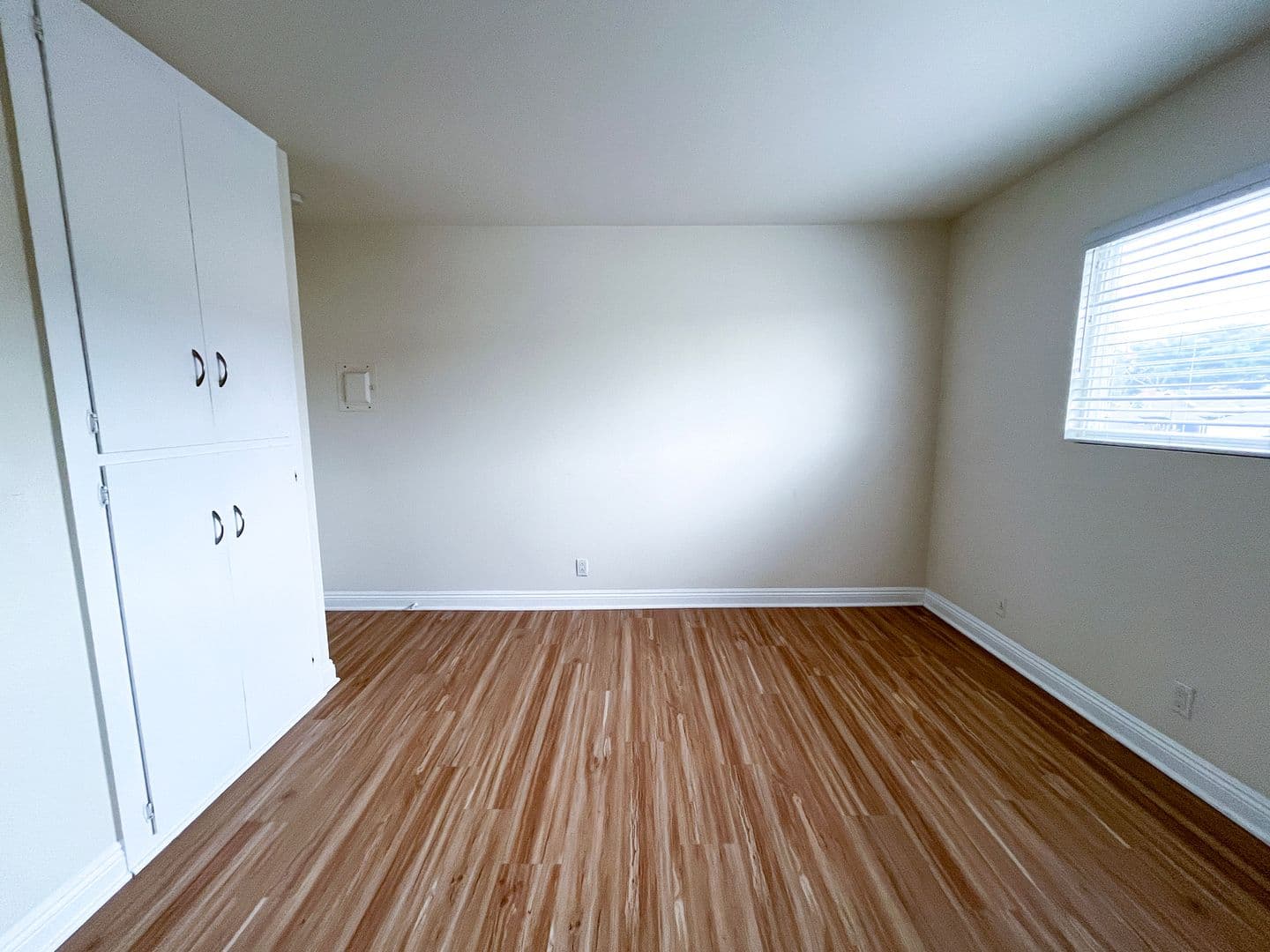 El Segundo Apartment: 311 W Palm Ave