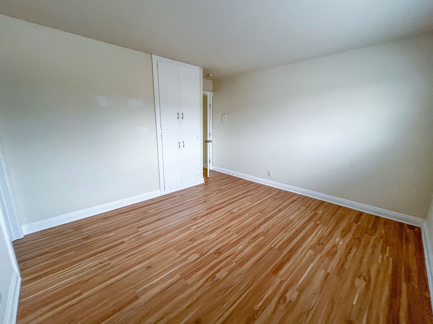 El Segundo Apartment: 311 W Palm Ave