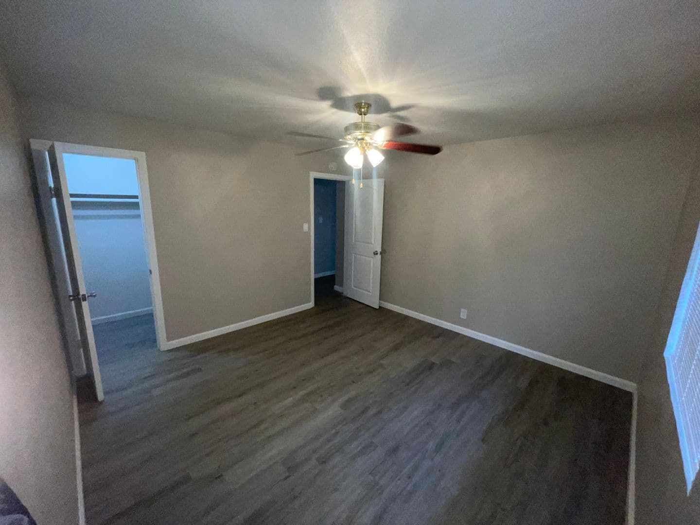 Lynwood Apartment: 10338-10340 State Street