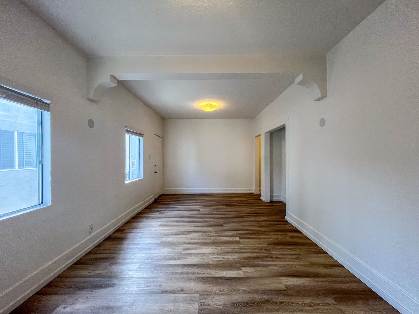 Los Angeles Apartment: 3956-3960 W 27th St
