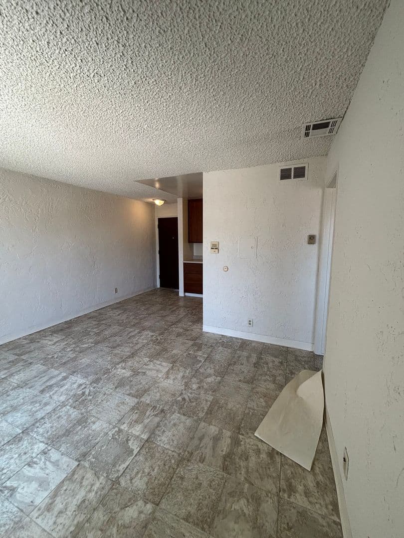 Torrance Apartment: 21910 S Western Ave