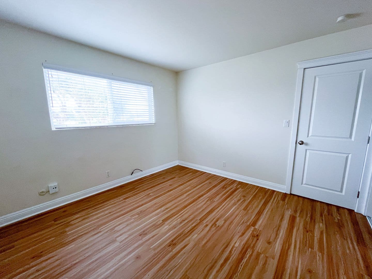 El Segundo Apartment: 311 W Palm Ave