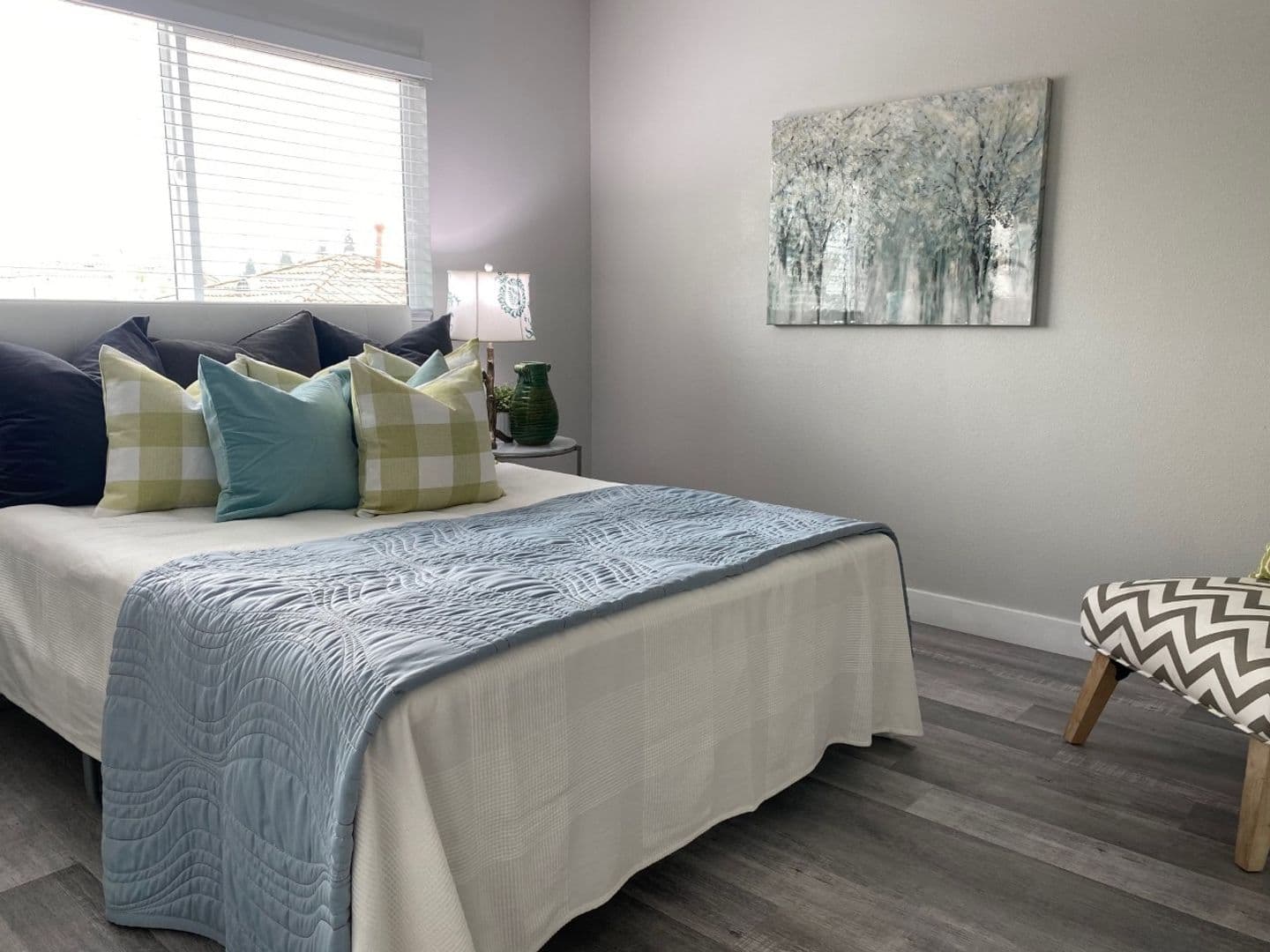 Paramount Apartment: 8206 2nd Street