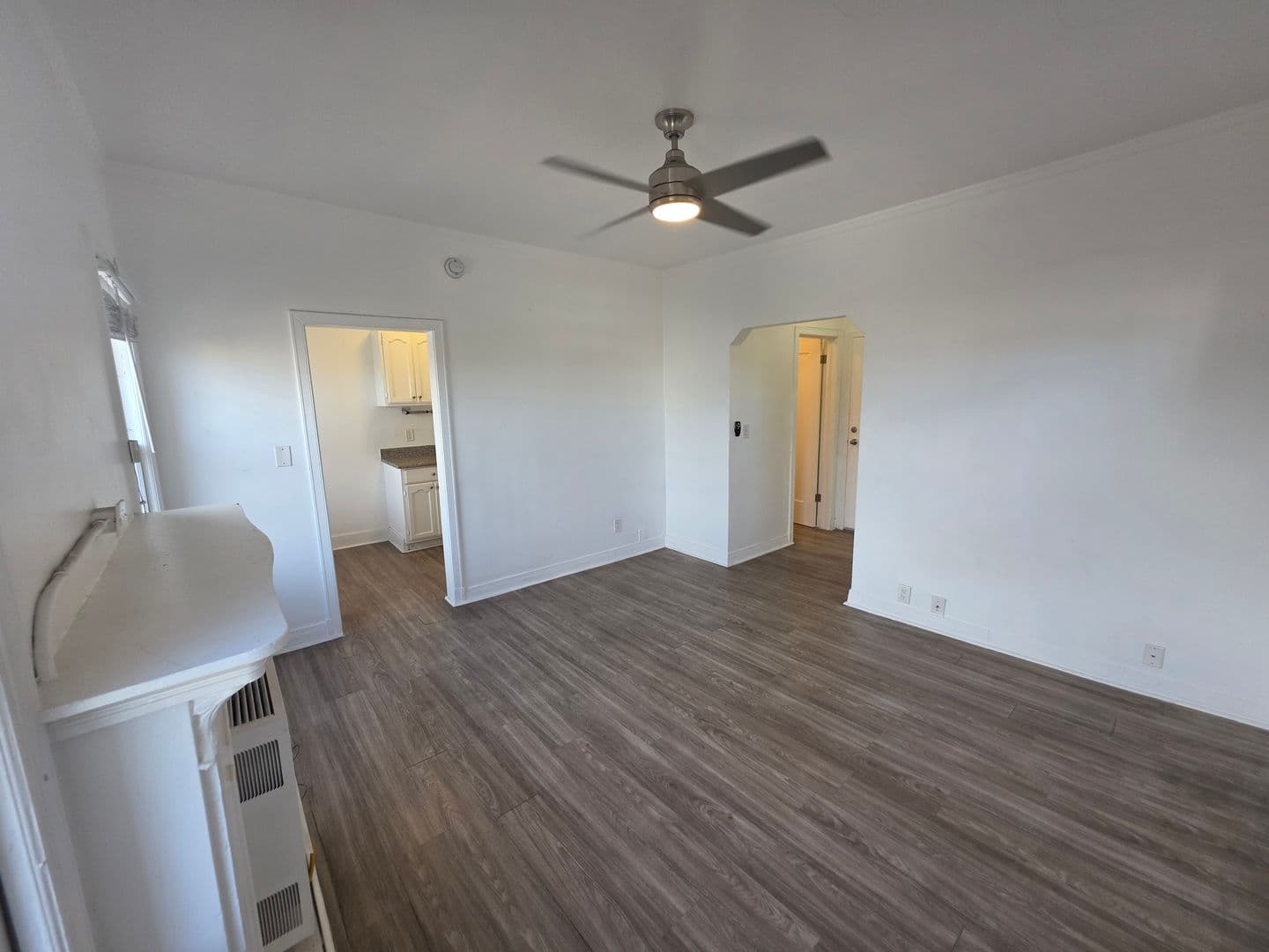 Los Angeles Apartment: 301-307 Rampart Blvd