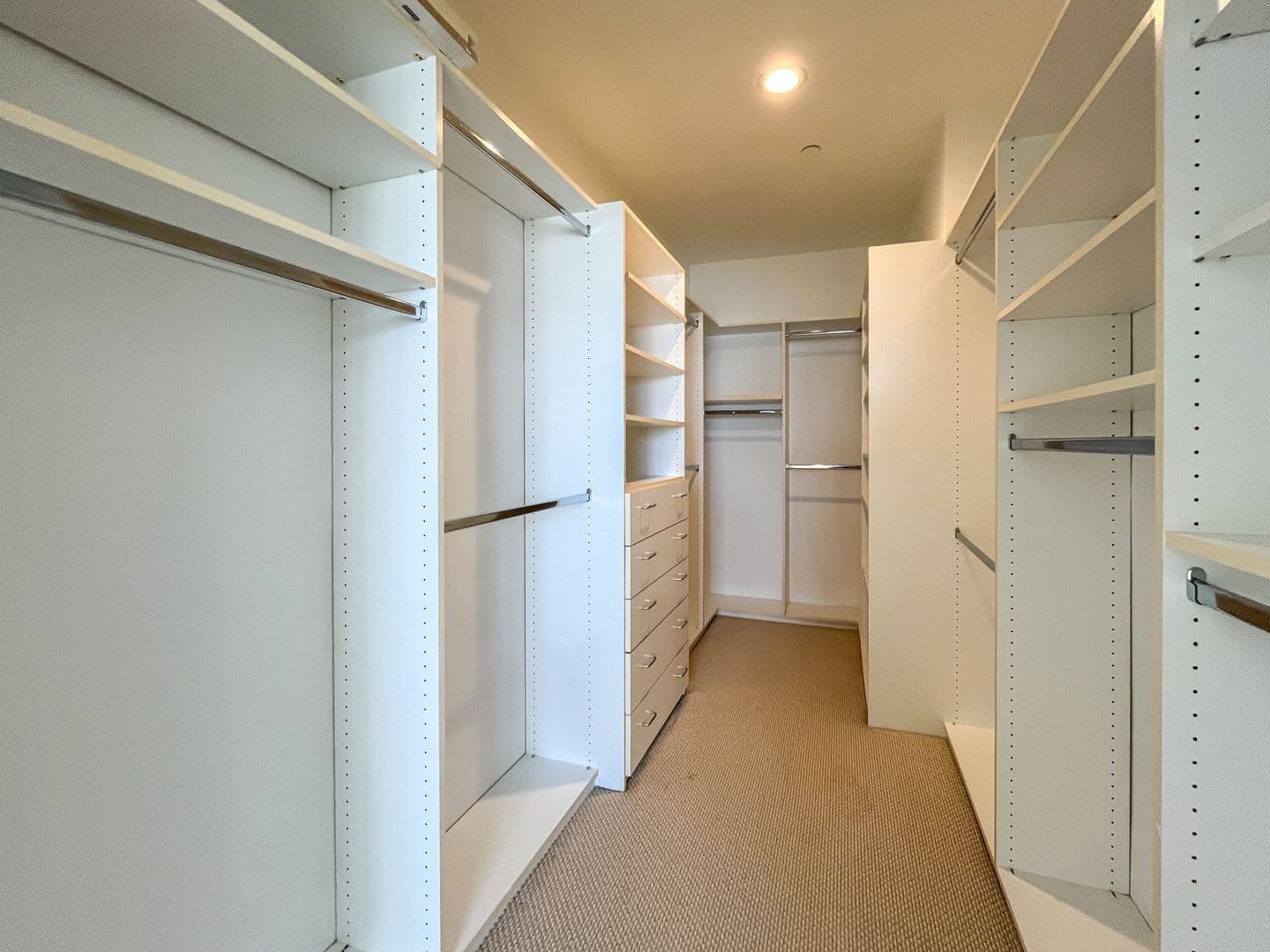 Los Angeles House: 1241 S Westgate Ave