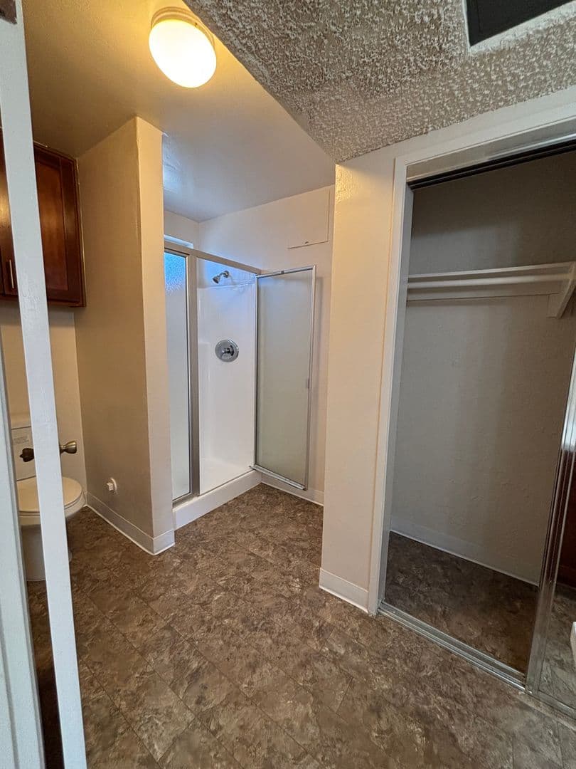 Torrance Apartment: 21910 S Western Ave