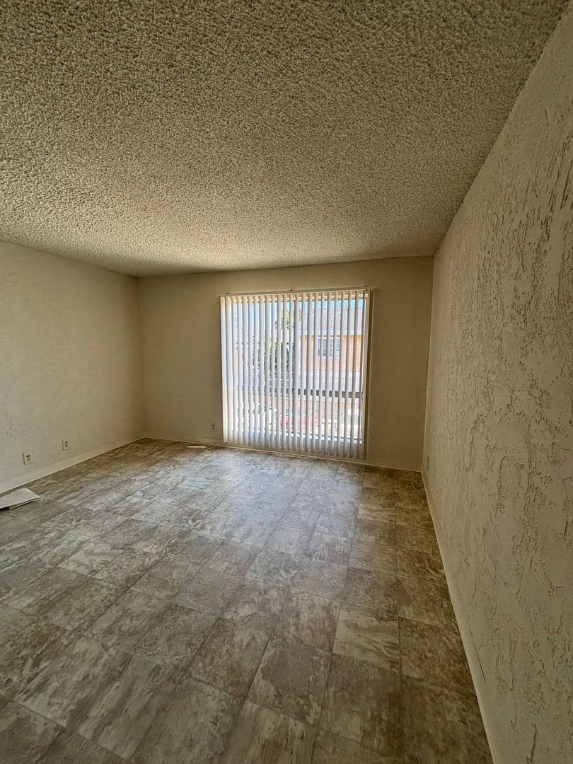 Torrance Apartment: 21910 S Western Ave