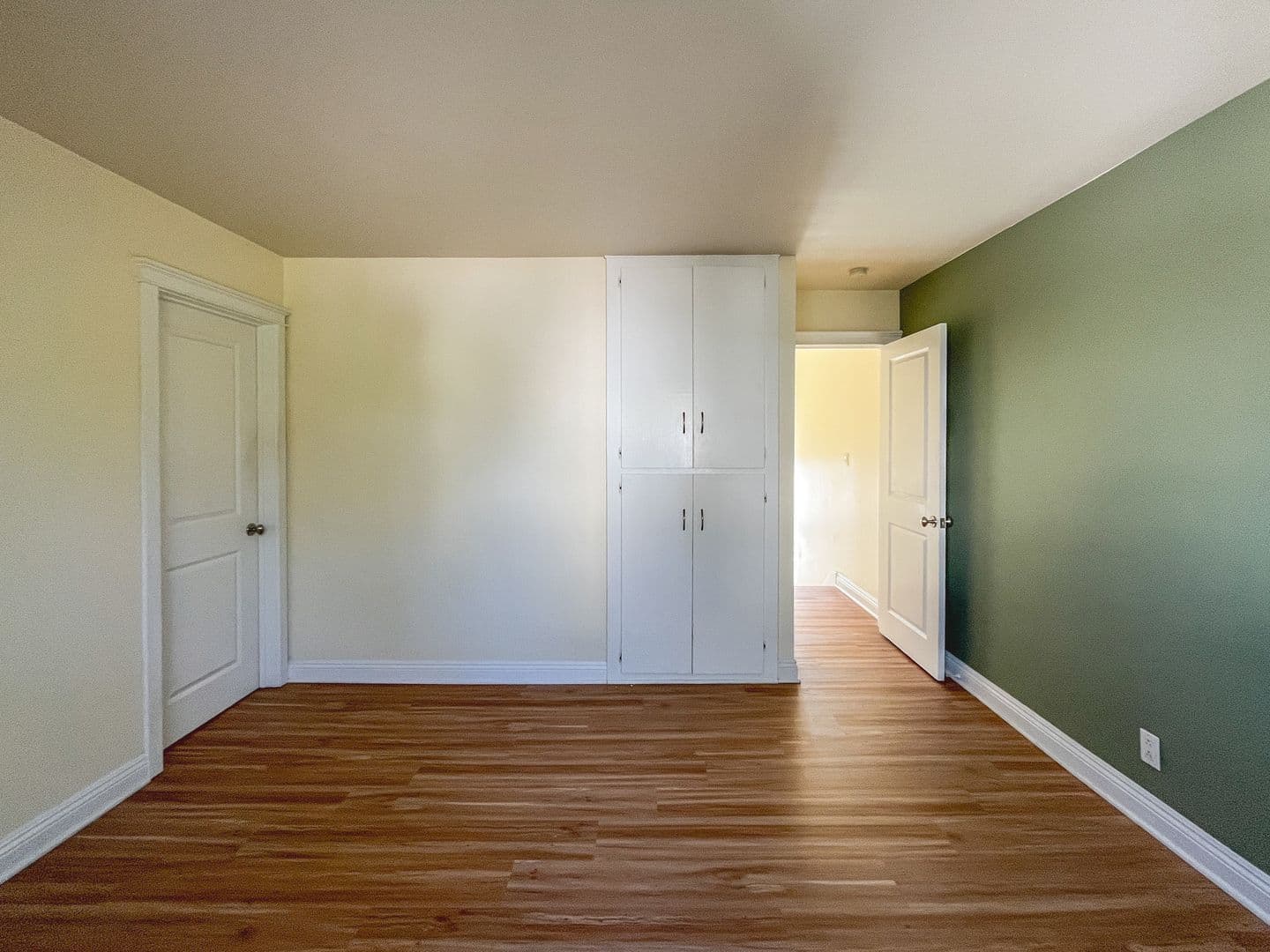 El Segundo Apartment: 311 W Palm Ave