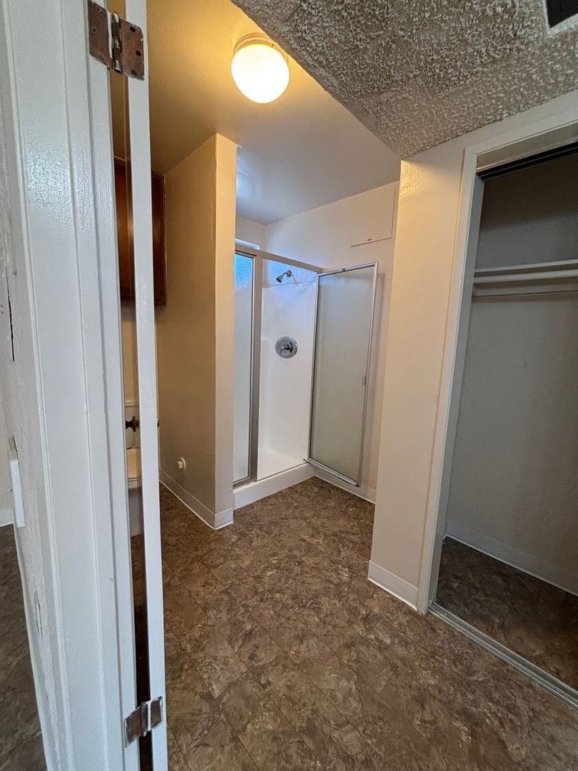 Torrance Apartment: 21910 S Western Ave