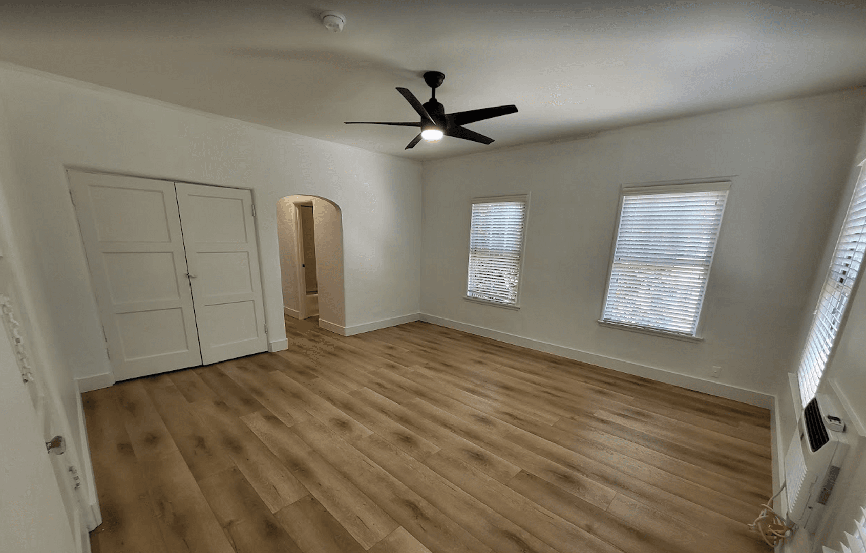 Los Angeles Apartment: 6439 Orange Street