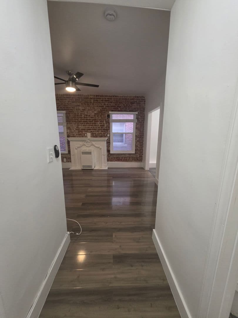 Los Angeles Apartment: 301-307 Rampart Blvd