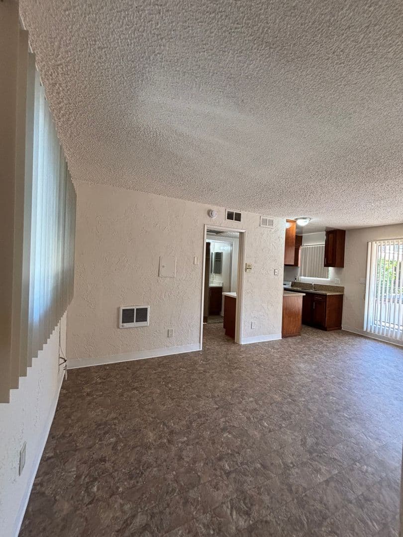 Torrance Apartment: 21910 S Western Ave