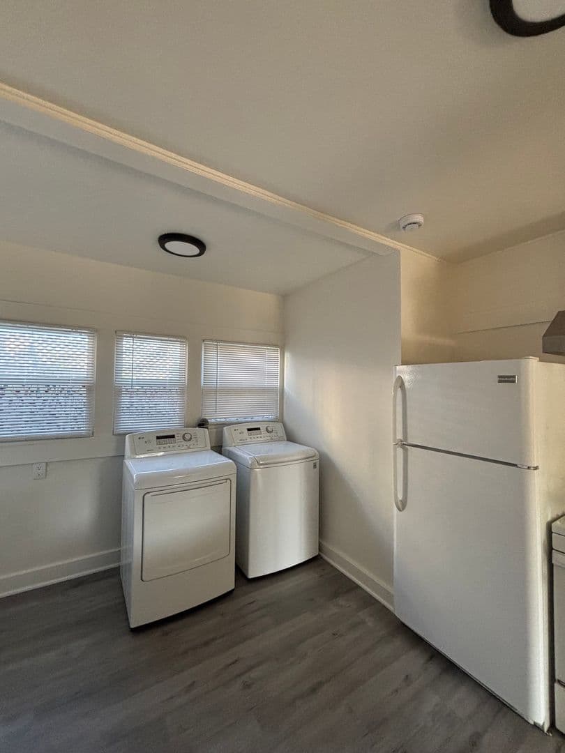 San Pedro Apartment: 1602-1620 S. Centre St.