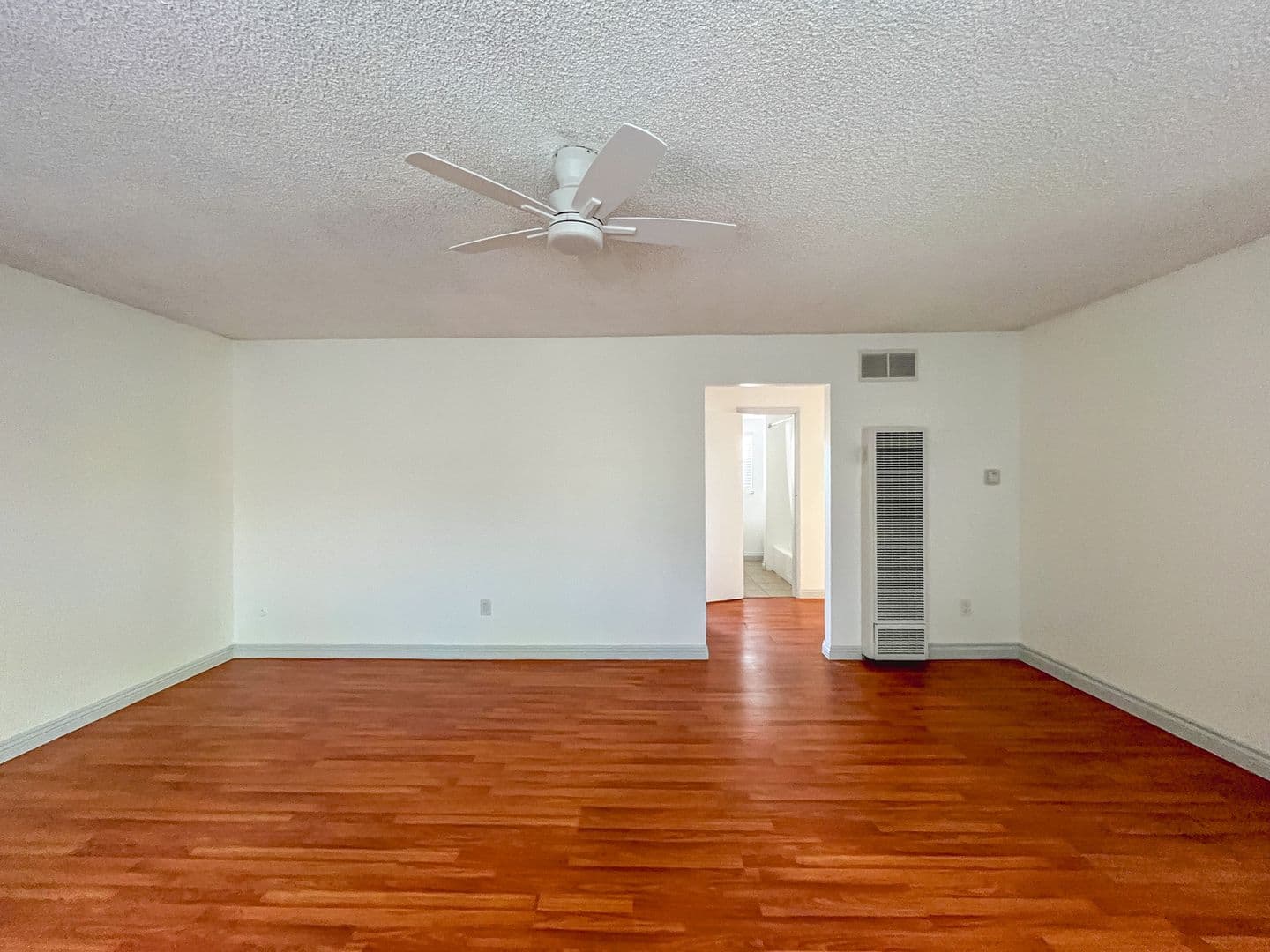 Wilmington Apartment: 1059 N. Wilmington Blvd.