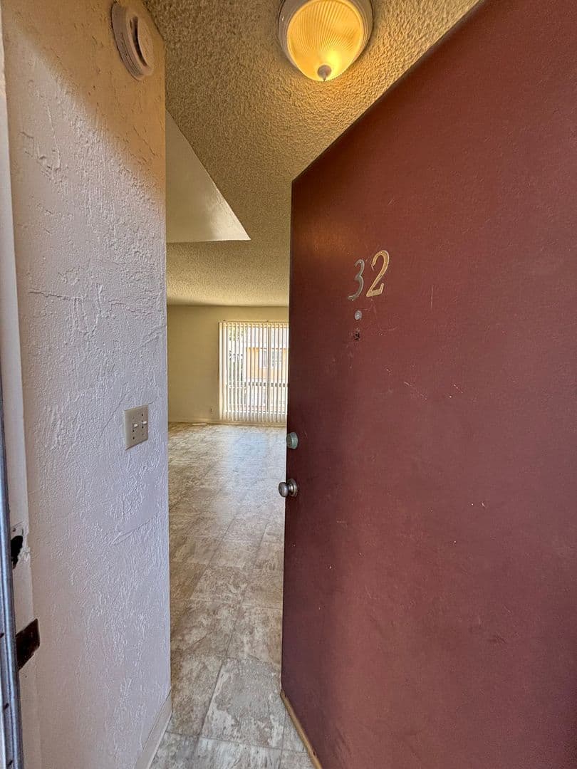 Torrance Apartment: 21910 S Western Ave