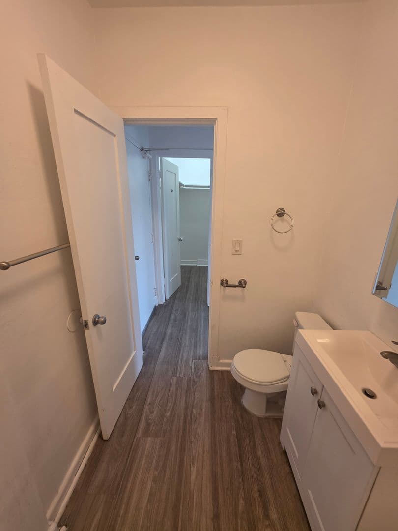 Los Angeles Apartment: 301-307 Rampart Blvd