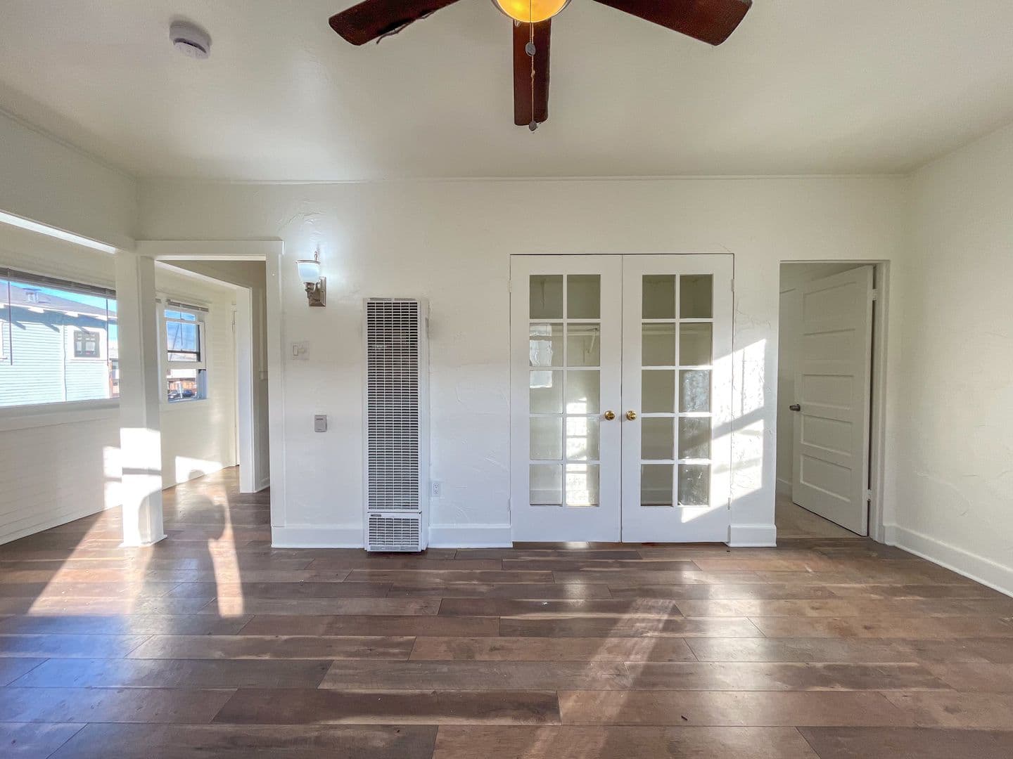 Long Beach Apartment: 285-295 Cerritos Ave