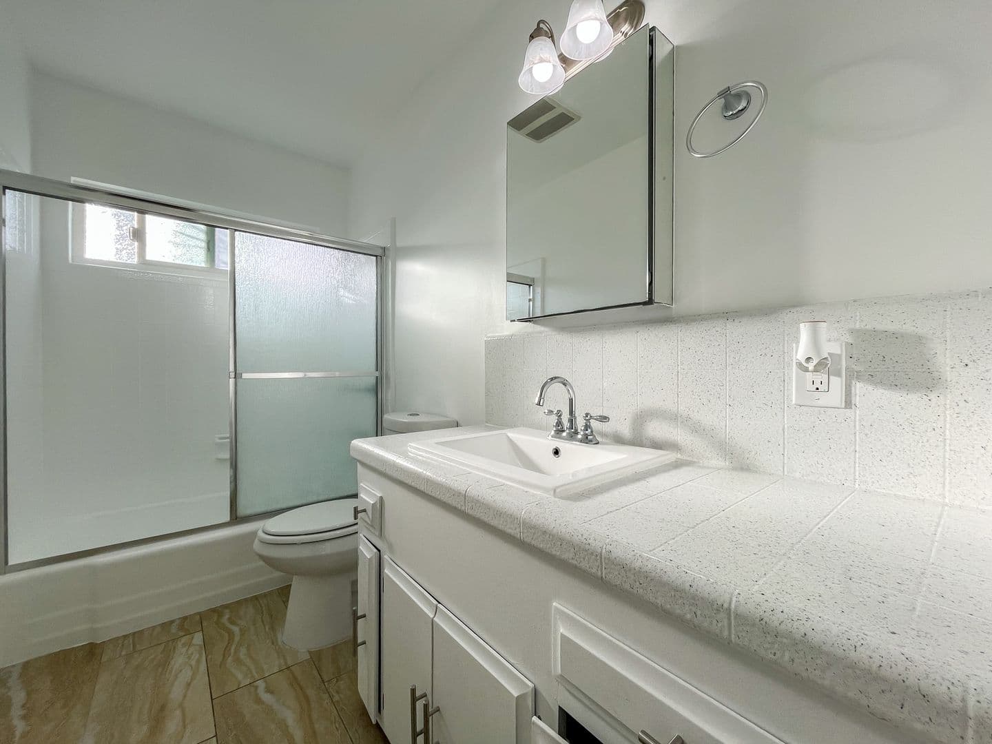 Inglewood Apartment: 3556 W. 113th Street