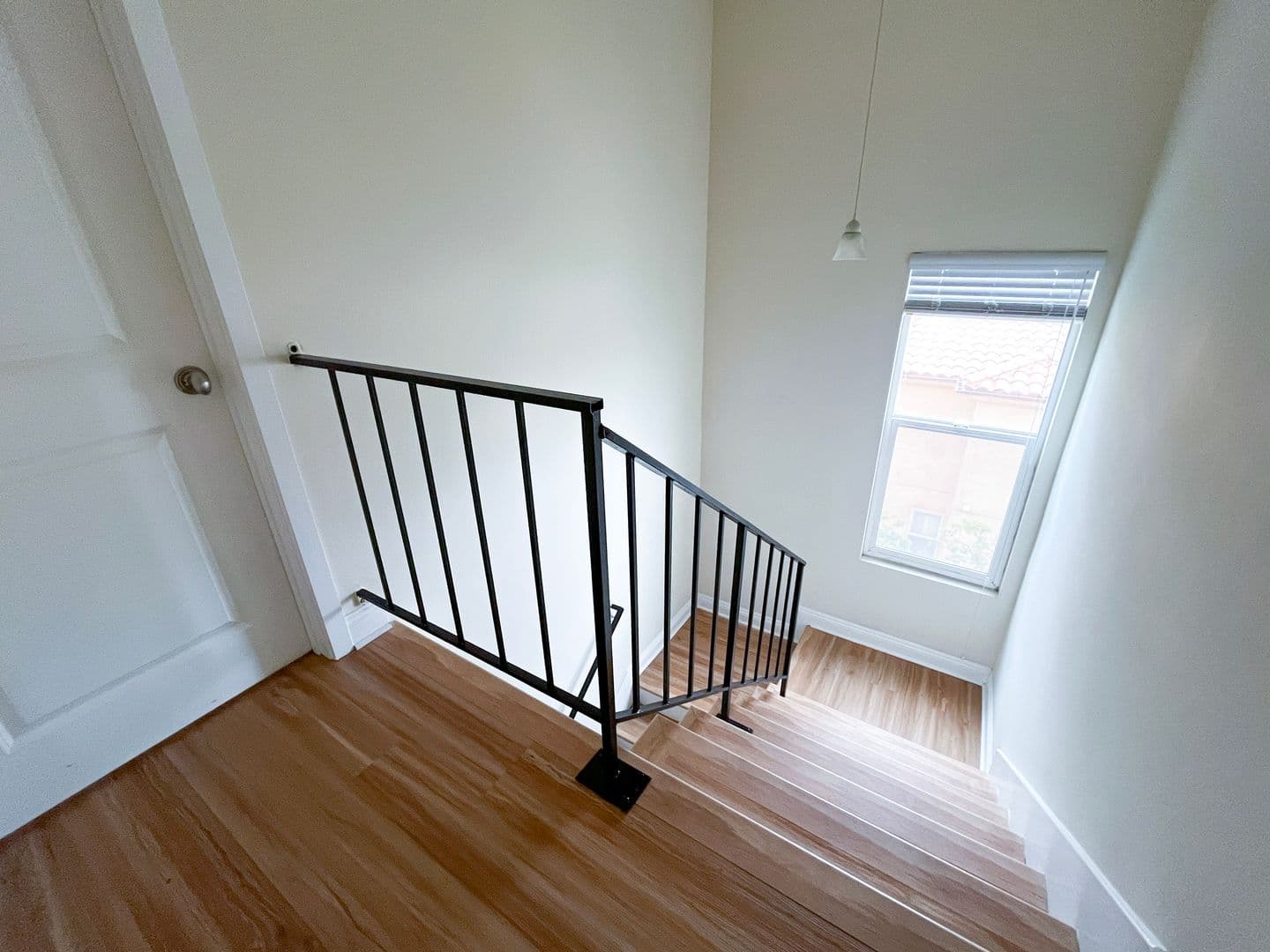 El Segundo Apartment: 311 W Palm Ave