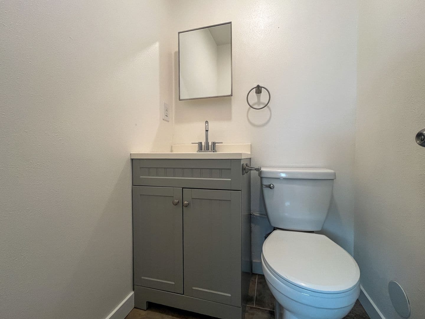 Torrance Apartment: 1549 W. 224th Street