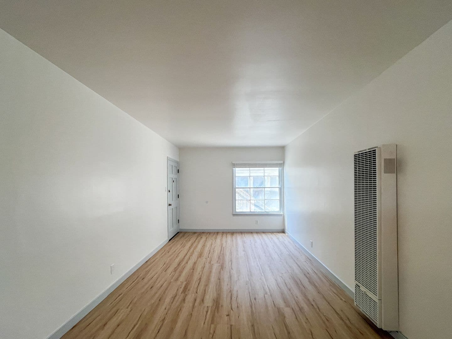 Los Angeles Apartment: 5919-5925 Crenshaw Blvd.