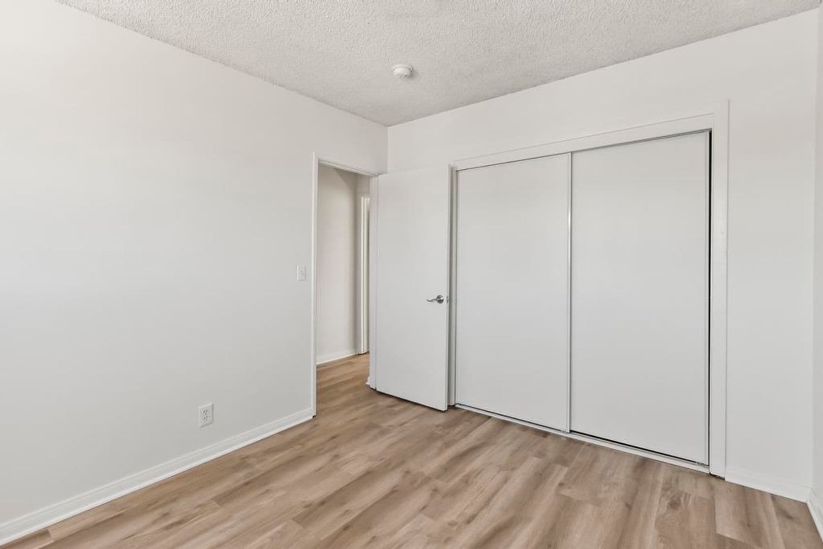 Norwalk Apartment: 11645 Mapledale St