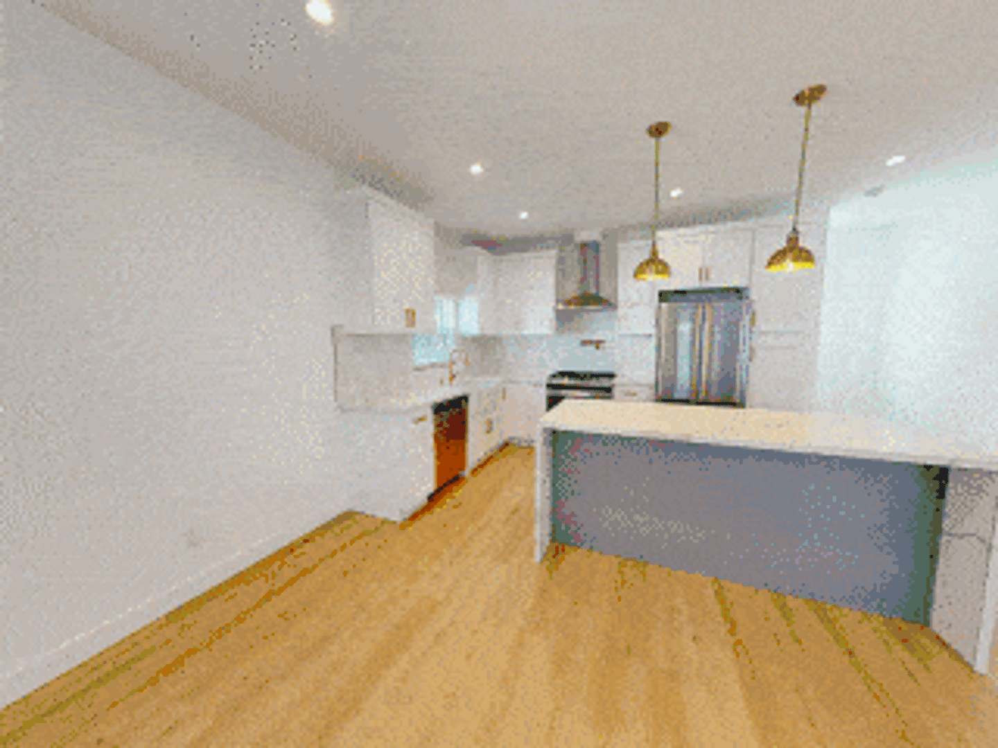 Los Angeles Apartment: 1021 S. Hayworth Ave