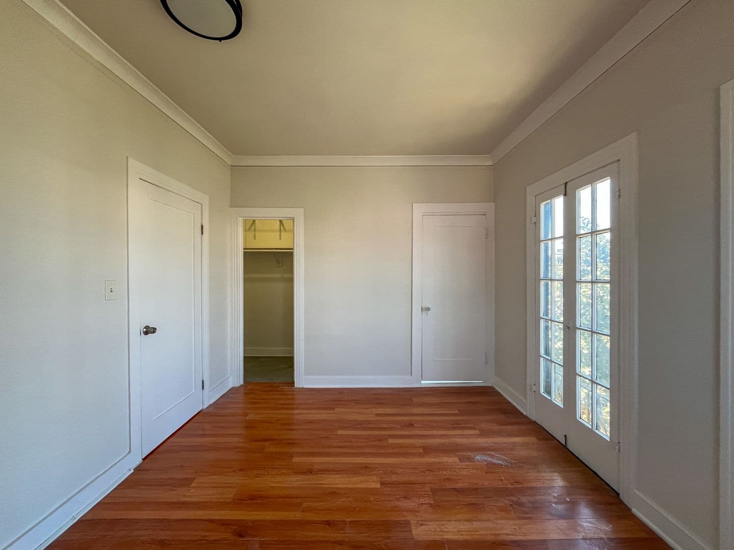 Los Angeles Apartment: 2616-2618 Buckingham Rd.