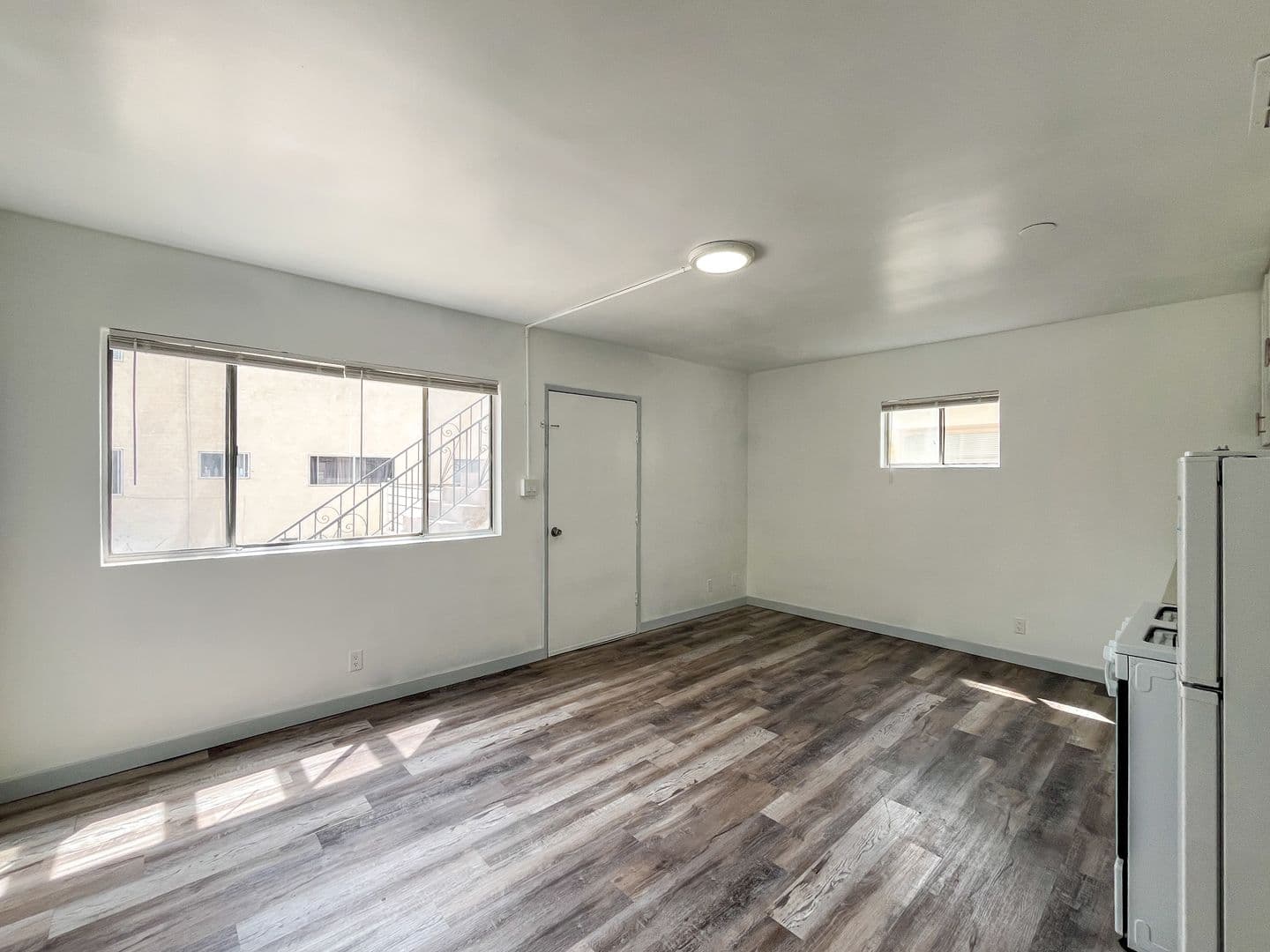 Hawthorne Apartment: 12312 Manor Drive