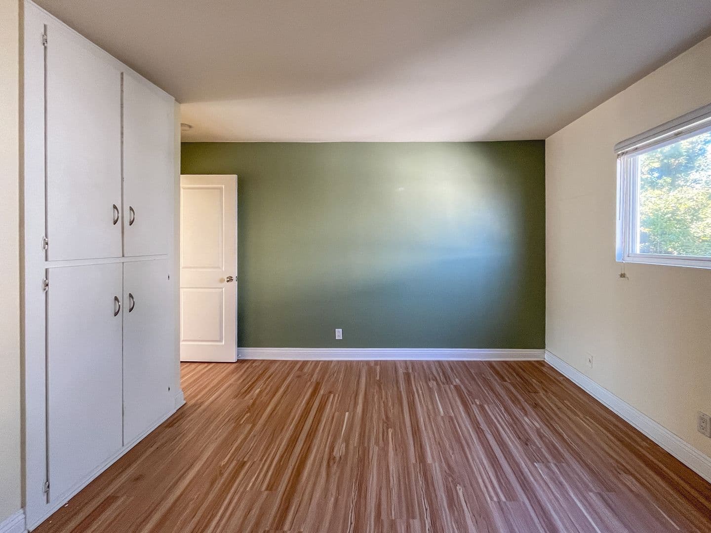 El Segundo Apartment: 311 W Palm Ave