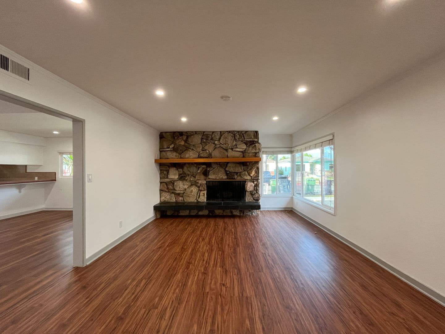 Inglewood Apartment: 3556 W. 113th Street
