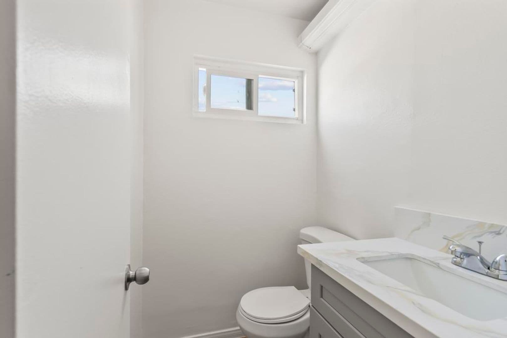 Norwalk Apartment: 11645 Mapledale St