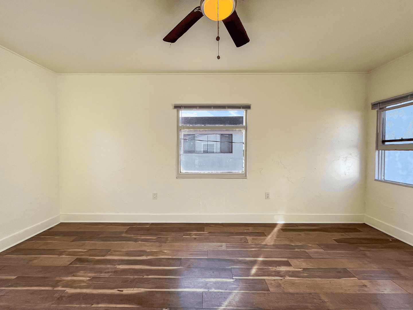 Long Beach Apartment: 285-295 Cerritos Ave
