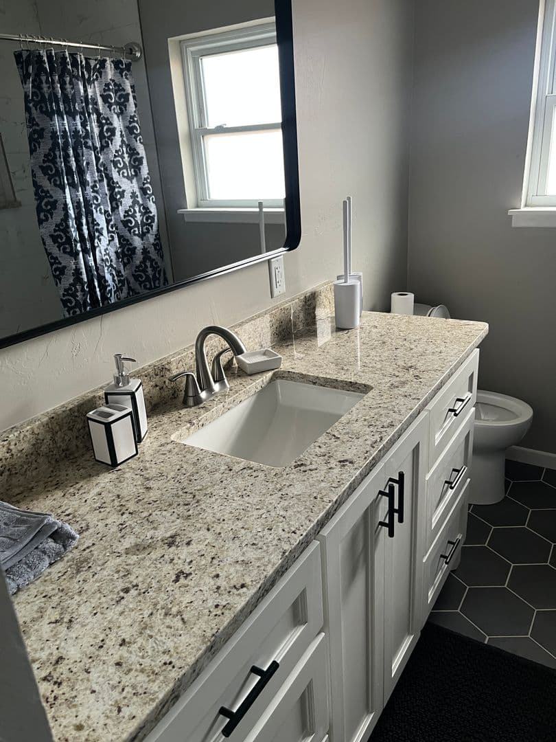 Amarillo House: 3406 Royal Rd