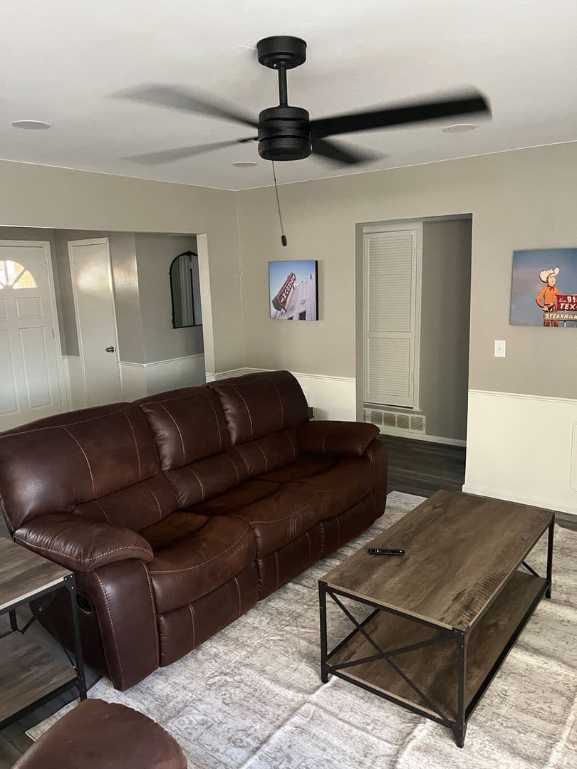 Amarillo House: 3406 Royal Rd